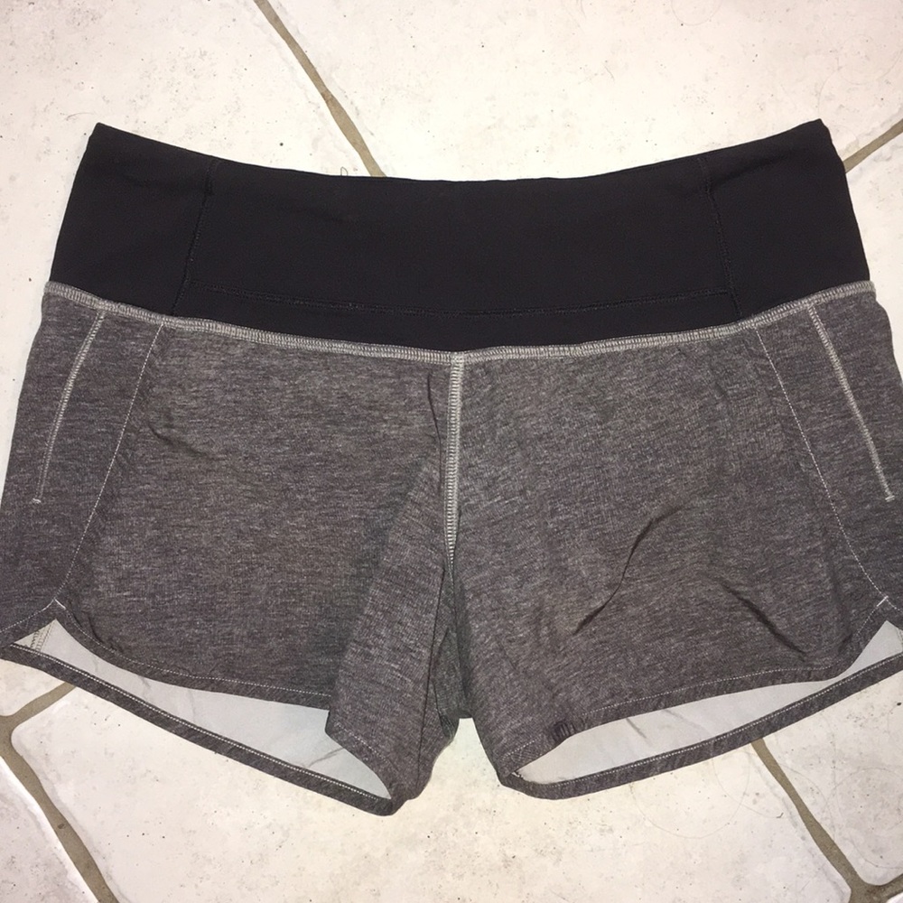 🕸Lululemon speed shorts (longer version) size 4🕸